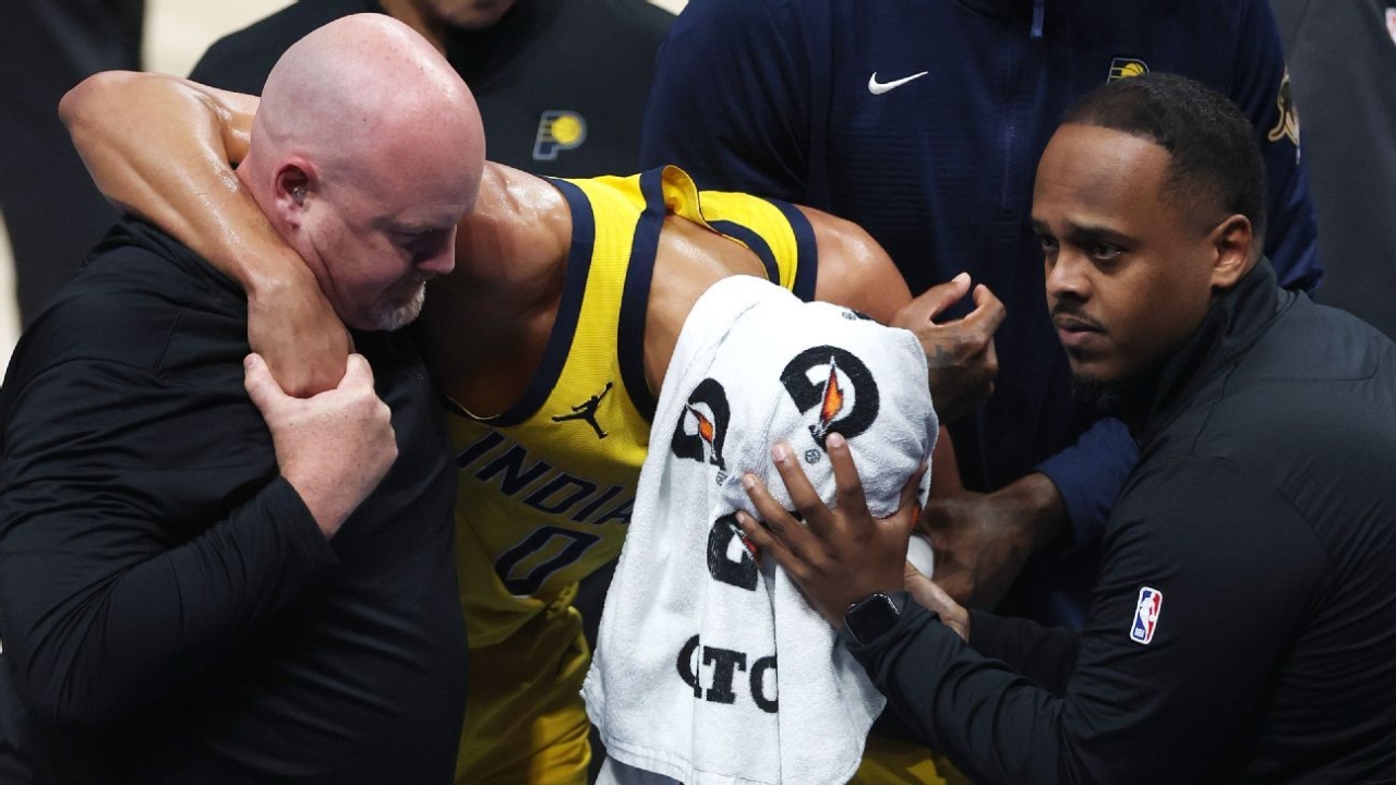 Tyrese Haliburton's injury prompts reactions from LeBron, Mahomes 1 | ASL
