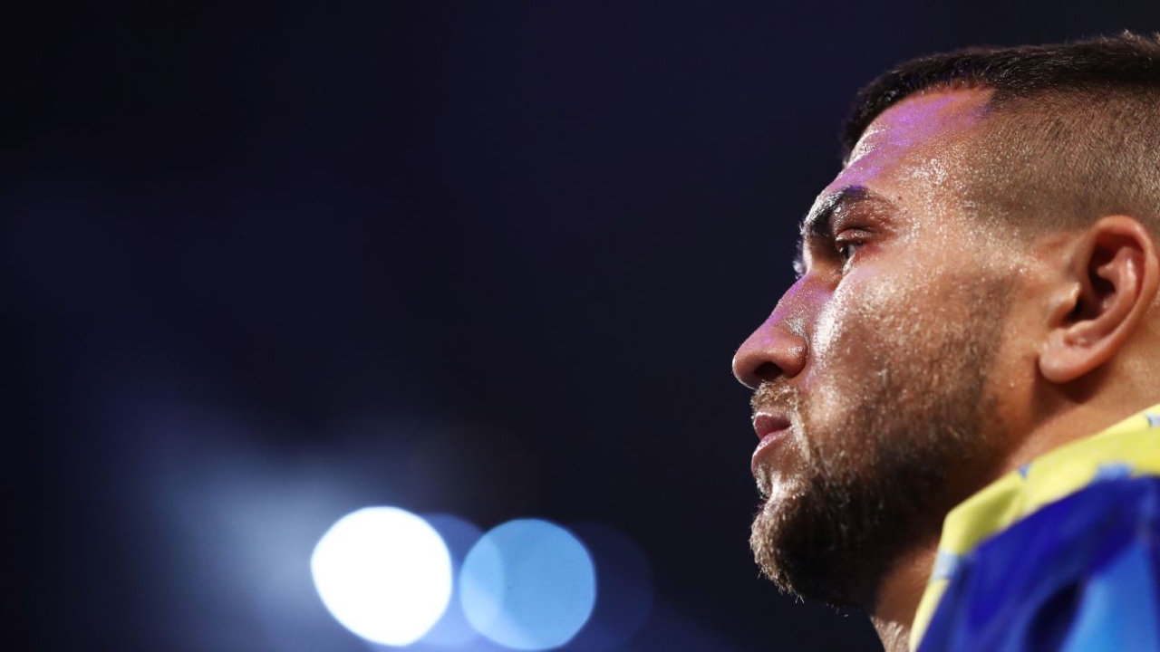 Amid the rubble of war, Vasiliy Lomachenko's dream survives 1 | ASL