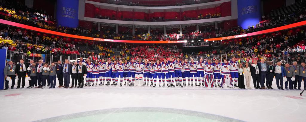 2025 U.S. Men’s National Team Earns Bob Johnson Award 1 | ASL