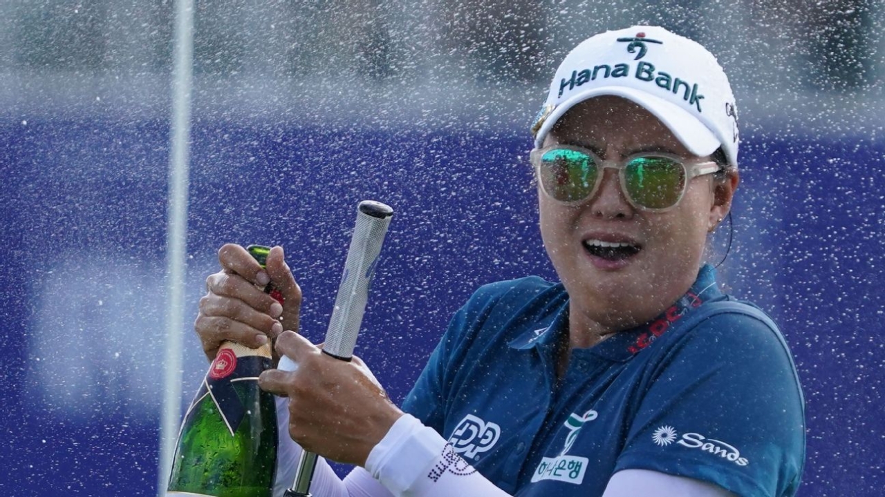 Minjee Lee wins Women's PGA Championship for third major title 1 | ASL