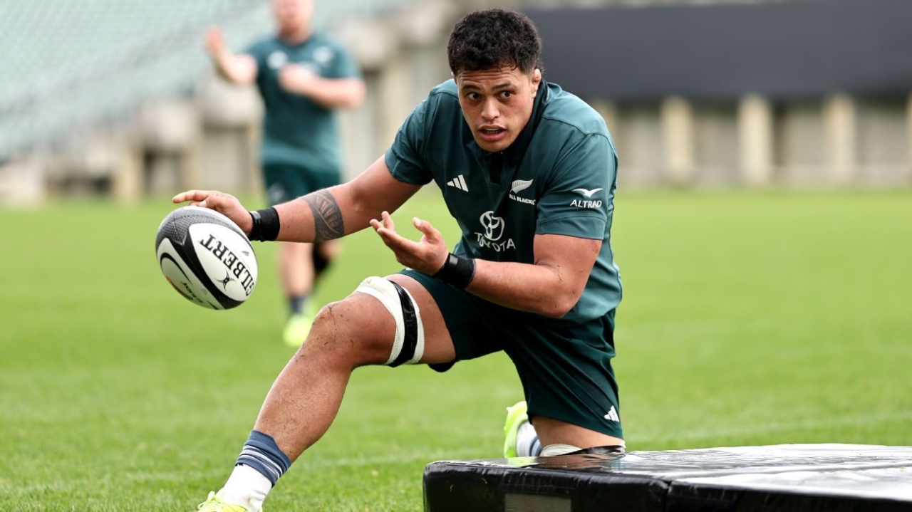 All Blacks squad to play France: Four debutants named for first Test 1 | ASL