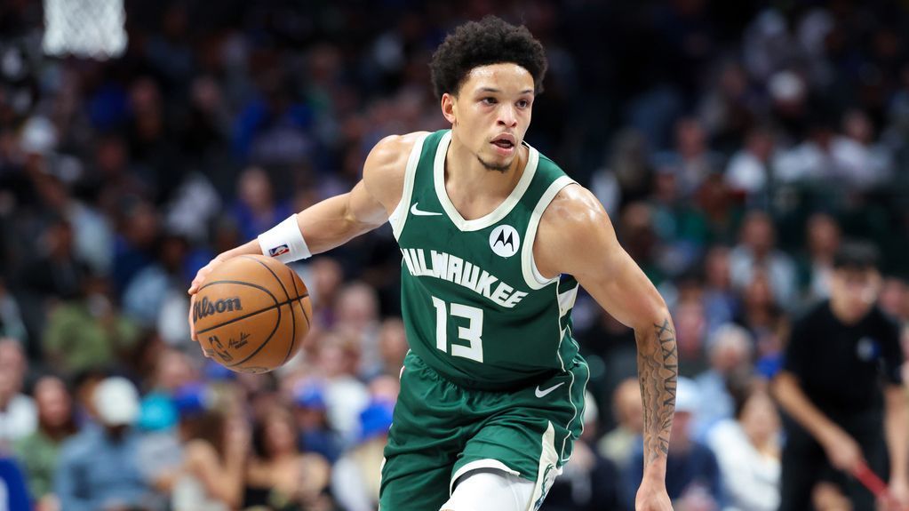 Ryan Rollins agrees to 3-year, $12M deal to return to Bucks 1 | ASL