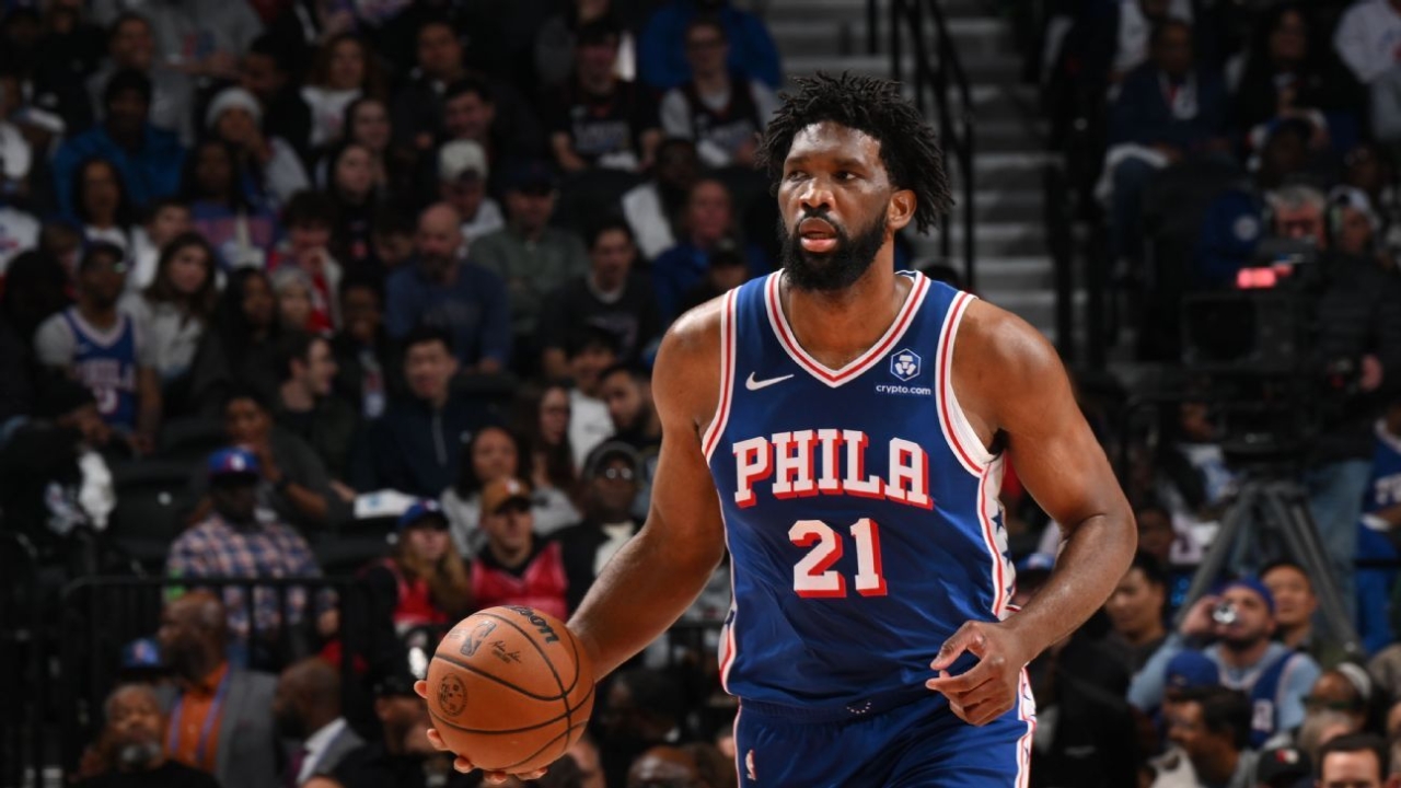 76ers' Joel Embiid out vs. Celtics with right knee soreness 1