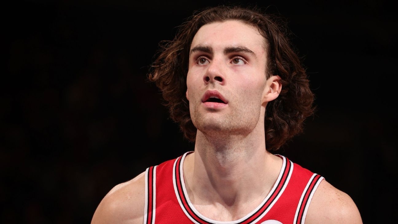 Bulls' Josh Giddey (ankle) out Monday against Spurs 1