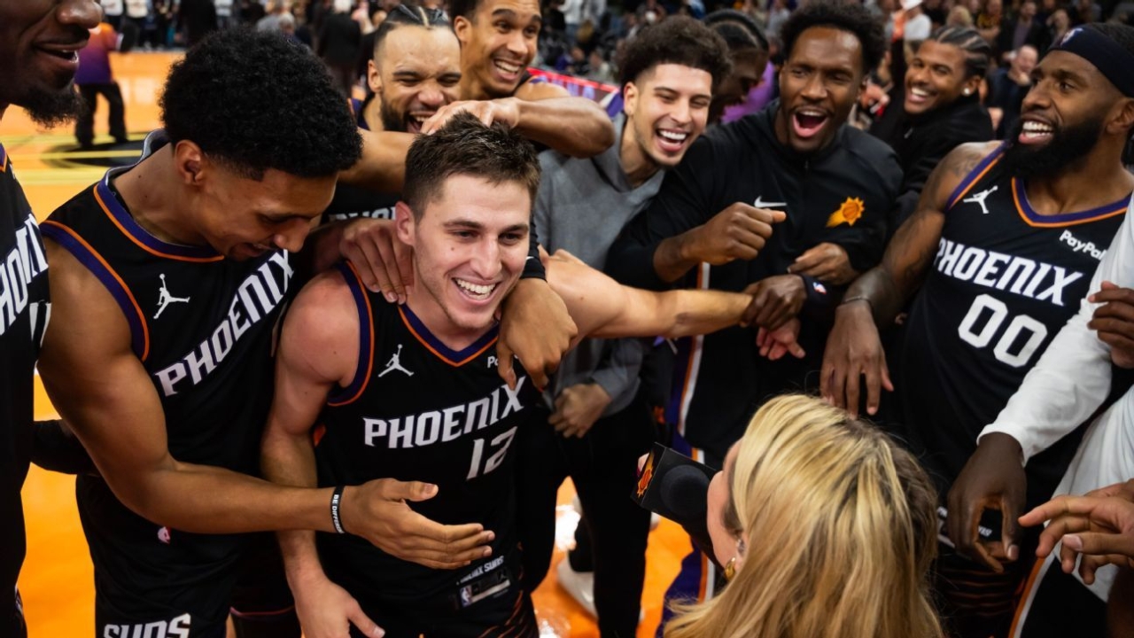 Suns stun Wolves, erase 8-point deficit in last-minute comeback 1