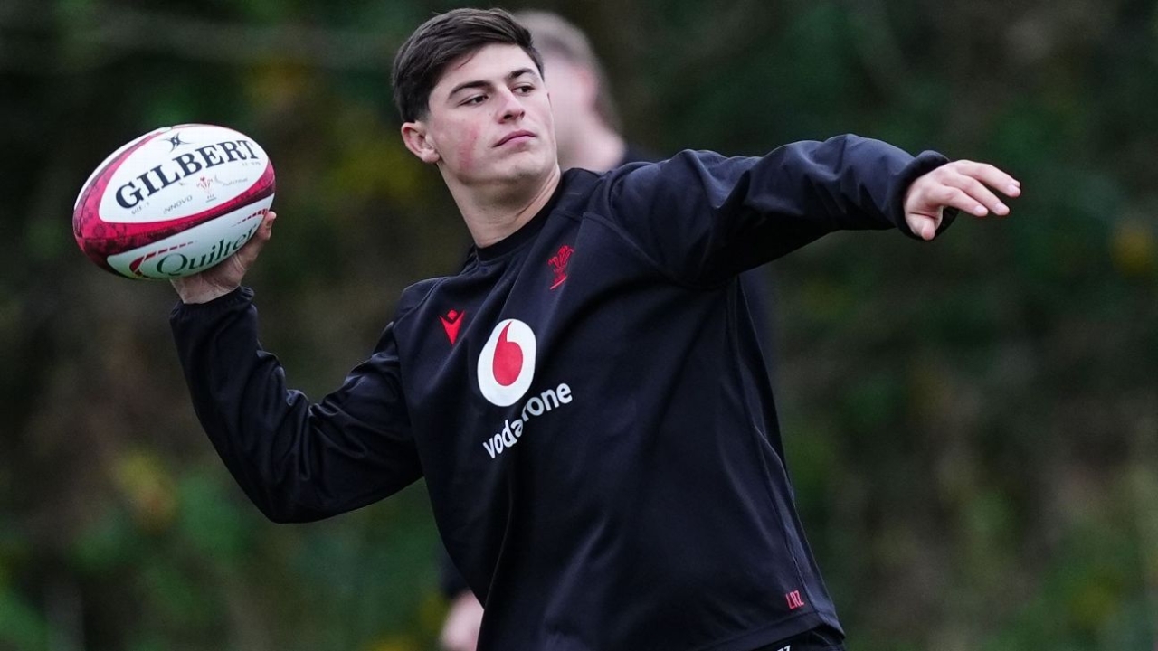 Louis Rees-Zammit 'more explosive' for Wales after NFL spell 1