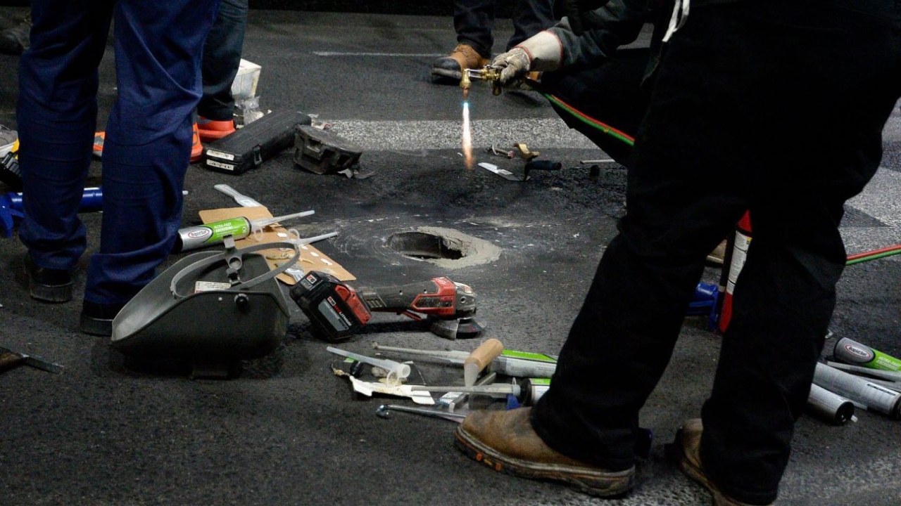 Las Vegas GP: Manhole cover fixed before qualifying, says FIA 1