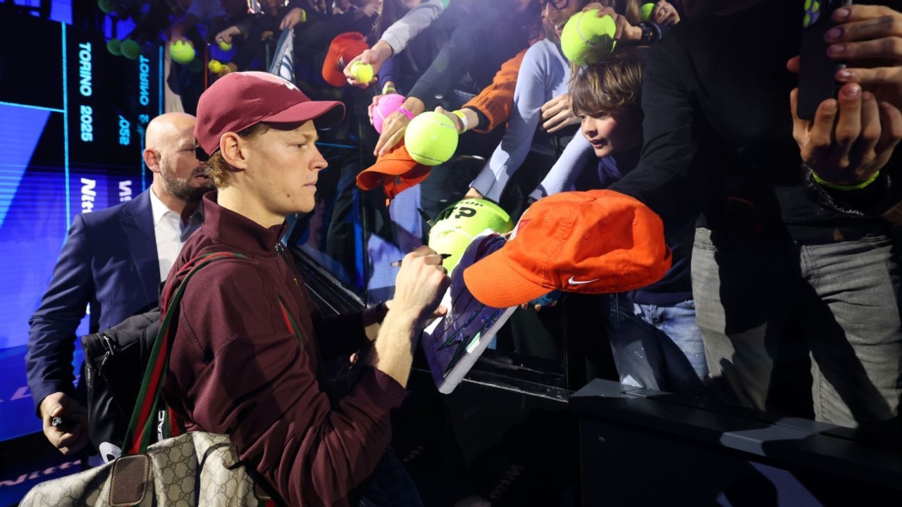 Sinner opens ATP Finals title defense by beating Auger-Aliassime 1