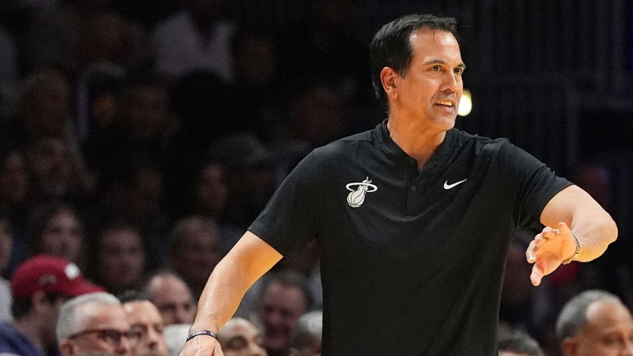 Erik Spoelstra wins 800th game as Heat topple Bucks 1