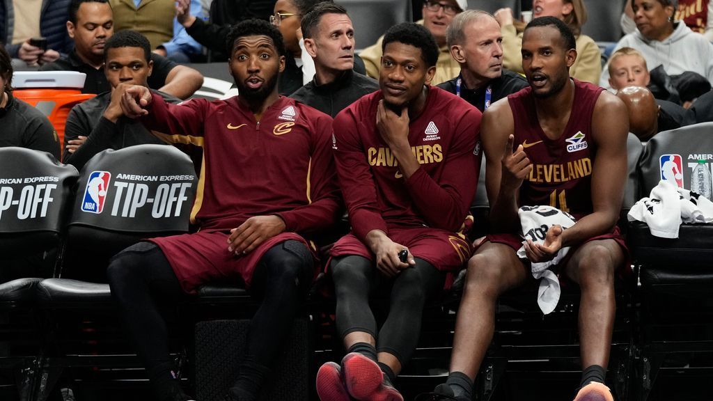 Cavaliers fined $100K for sitting Mitchell, Mobley with rest 1