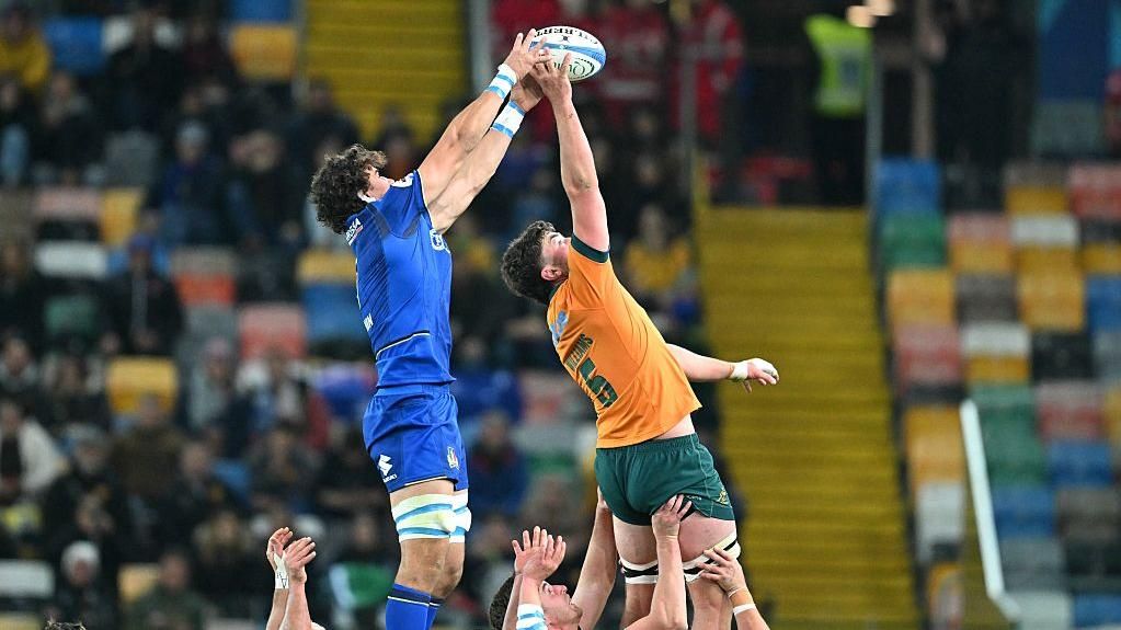 Reds bring youngest Lynagh down to Ballymore 1