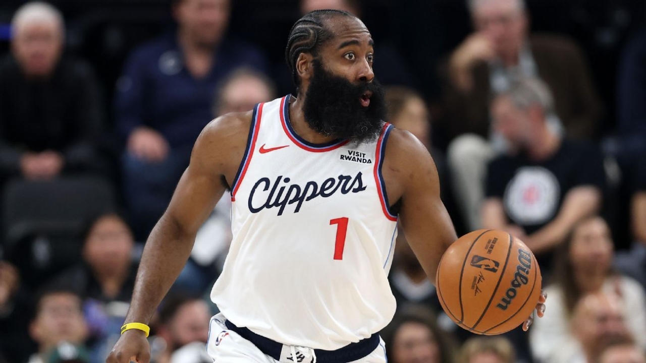 Clippers' James Harden out vs. Suns due to personal reasons 1