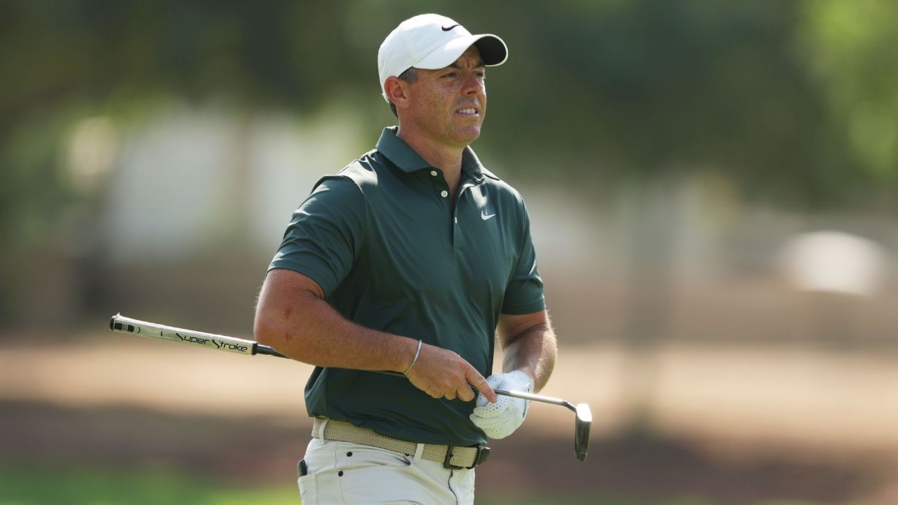 Rory McIlroy shares Dubai lead, nears another European title 2