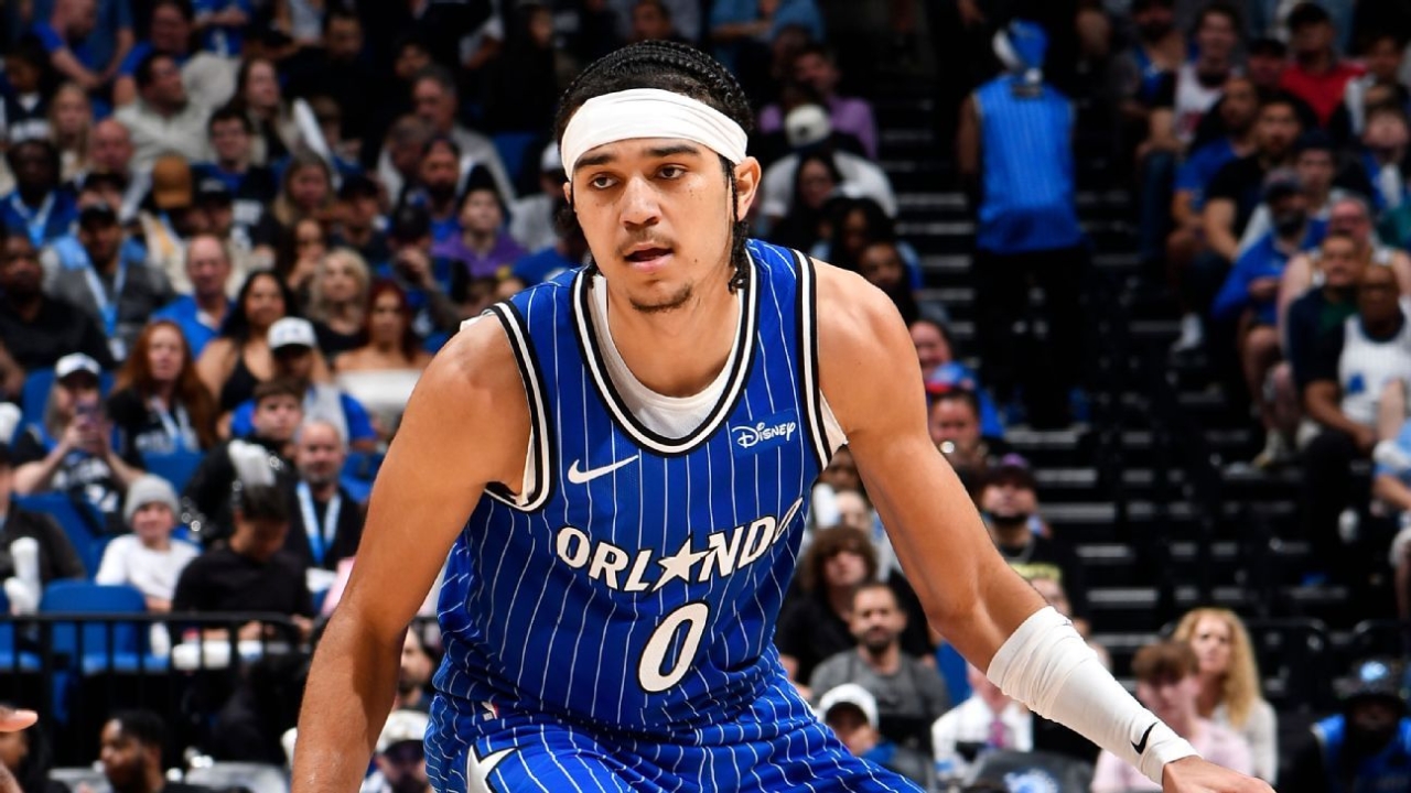 Fantasy basketball pickups: Add Anthony Black, Cedric Coward while you can 1