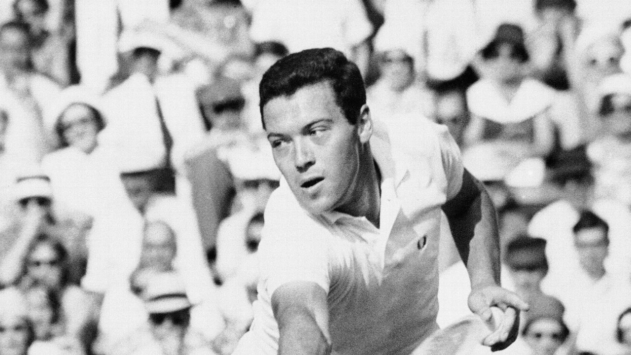 Nicola Pietrangeli, Italy's most accomplished tennis player before Jannik Sinner, dies at 92 1