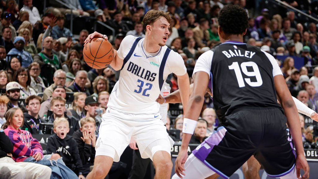 Mavericks' Cooper Flagg youngest in NBA history to score 40 1