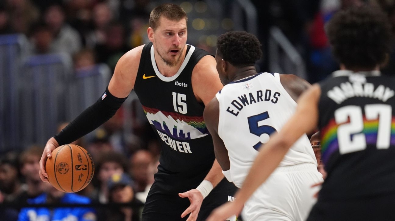 Jokic scores record 18 in OT, has 56-point triple-double in Nuggets win 1