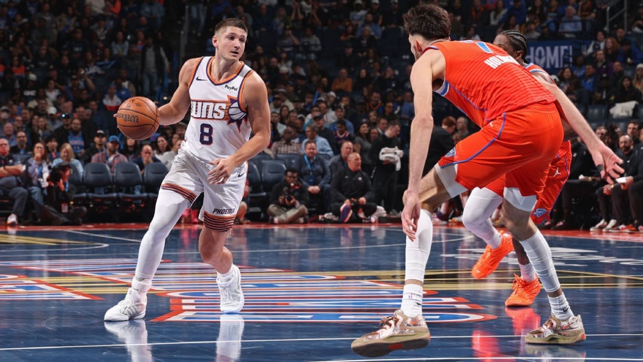 Suns' Grayson Allen ejected after shoving Thunder's Holmgren 1