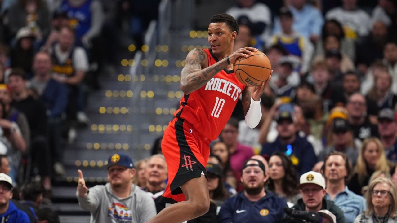 Fantasy basketball picks, DFS and betting tips for Sunday's NBA games 1