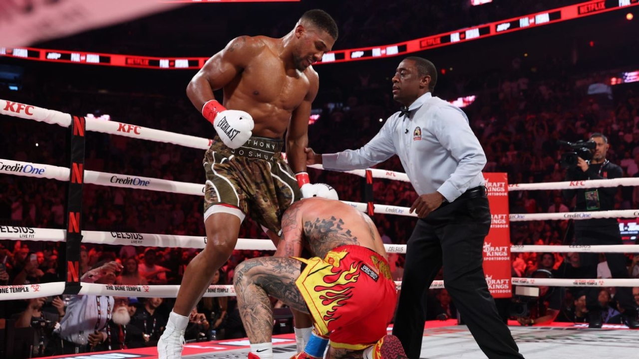 Anthony Joshua grades his Jake Paul victory - 'Win, not a success' 1