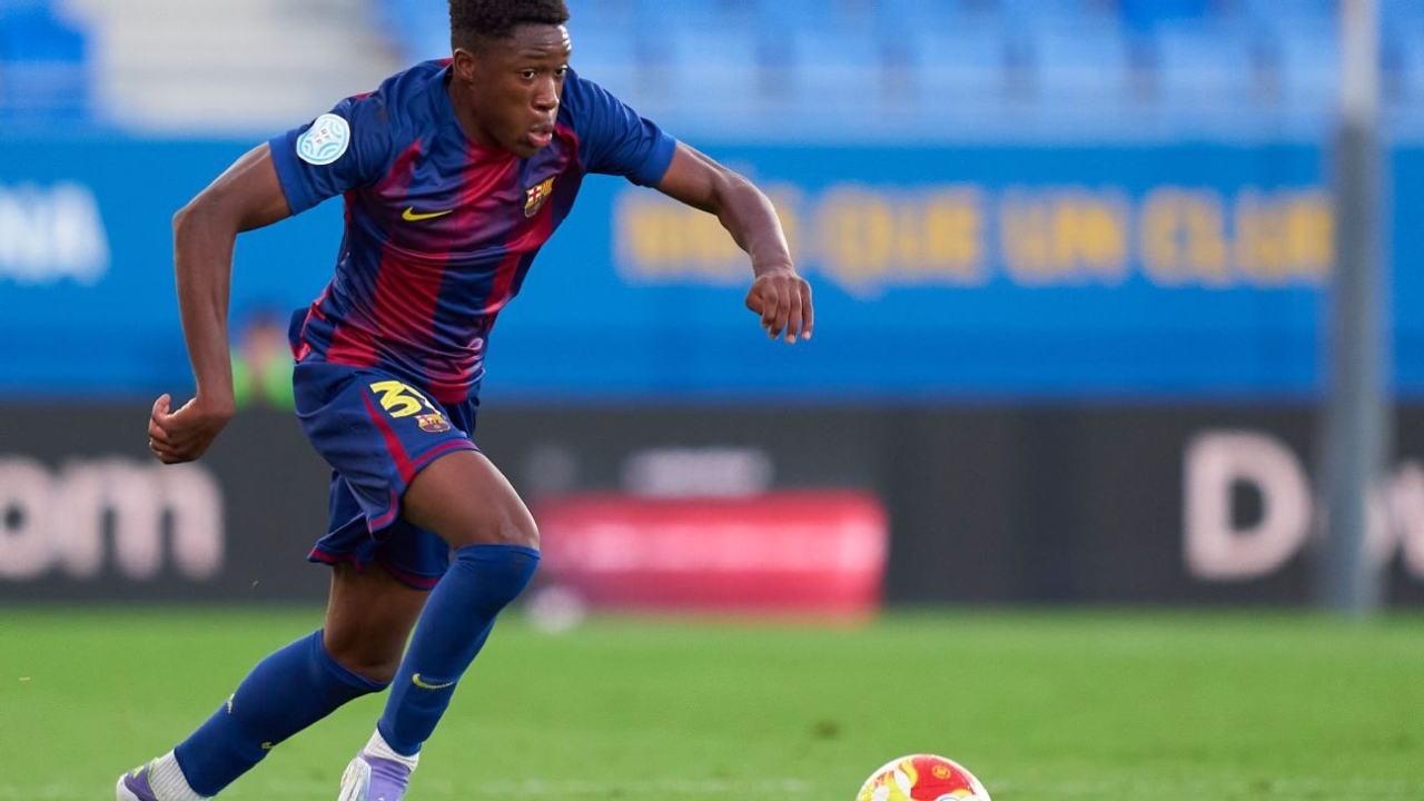 Barcelona wonderkid Sama Nomoko, 17, out for a year with knee injury 1