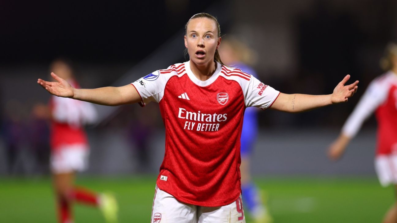 Best XI from the UWCL league phase: Mead, Putellas, Harder, more 1