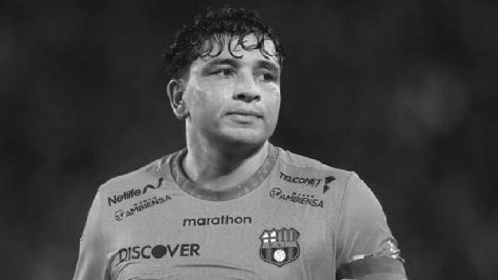 Ecuador defender Mario Pineida killed in Guayaquil shooting 1