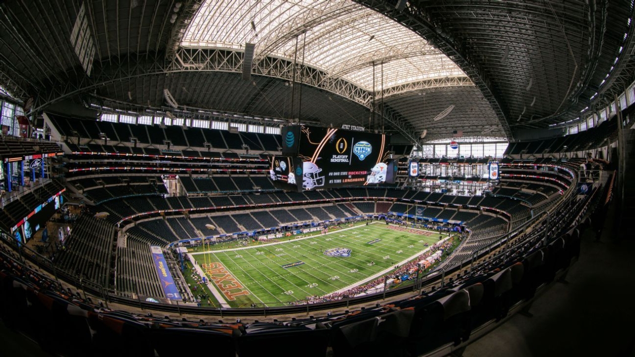 Fan groups accuse FIFA of 'rip off' pricing for World Cup tickets 1