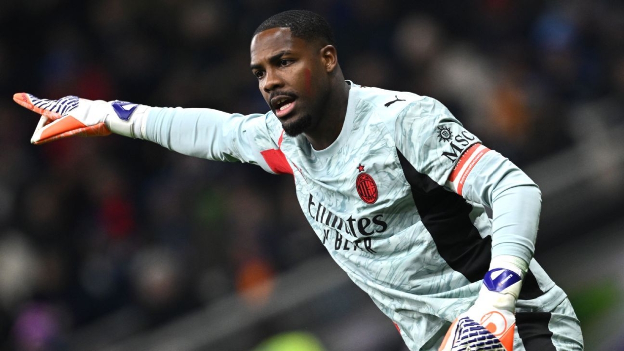 Maignan, Foden lead ESPN's Players of the Month for November 1