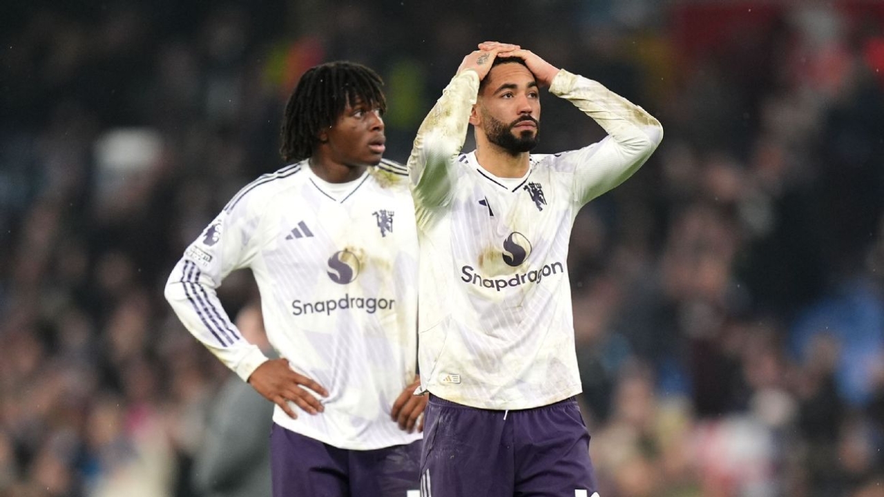 Man United's issues exposed while Aston Villa enter title race 1