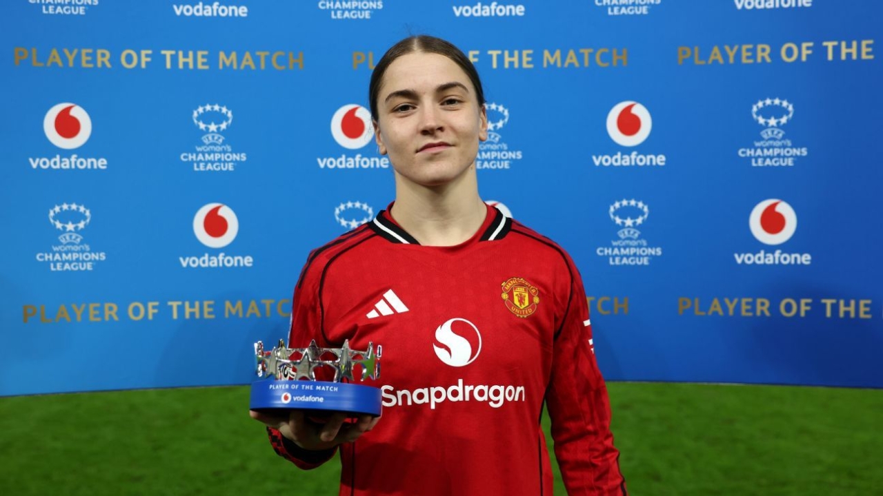 Marc Skinner: Man United creating history in Women's Champions League 1