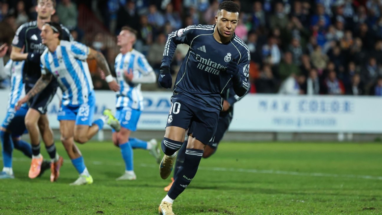 Mbappé moves within one goal of Ronaldo's Madrid record 1