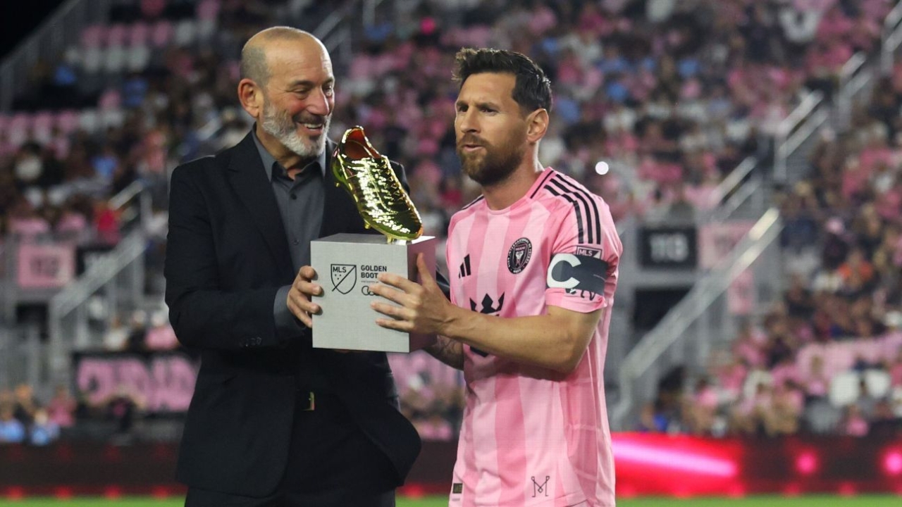 Messi vs. Muller in MLS Cup shows how far the league has come, but does anyone care? 1