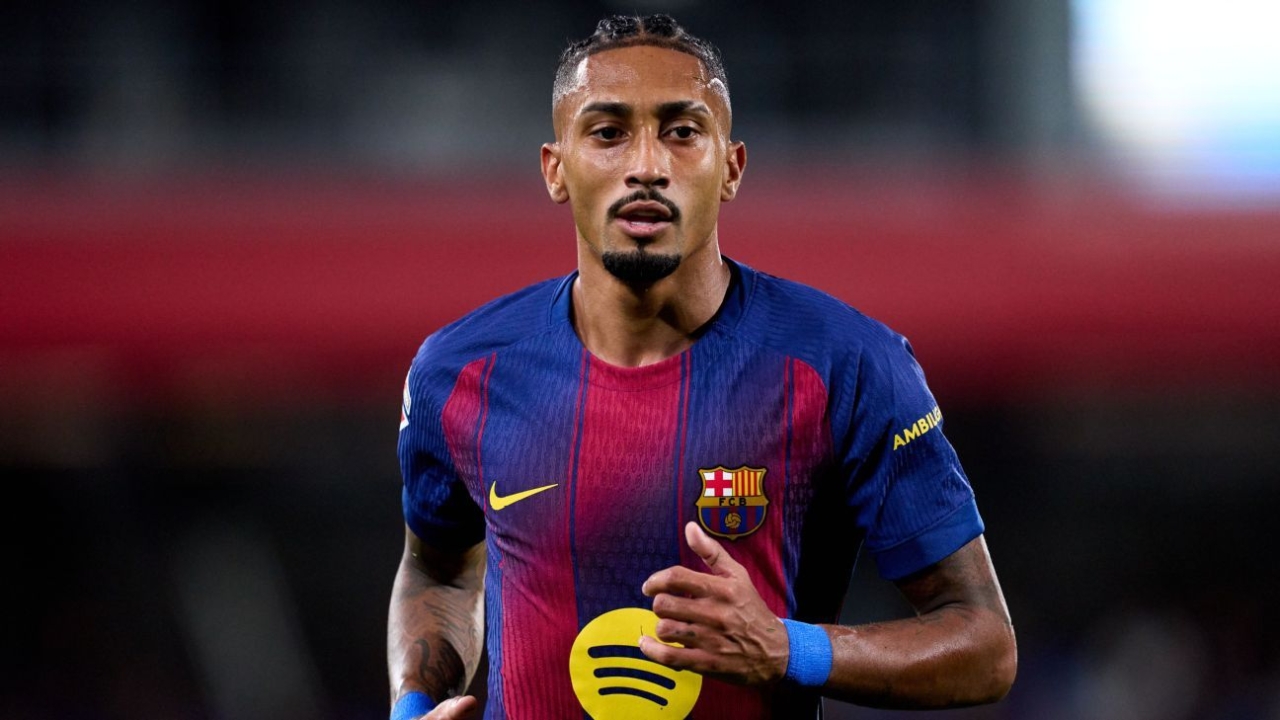 Raphinha omission from FIFA Best XI 'a joke' - Barcelona's Hansi Flick 1