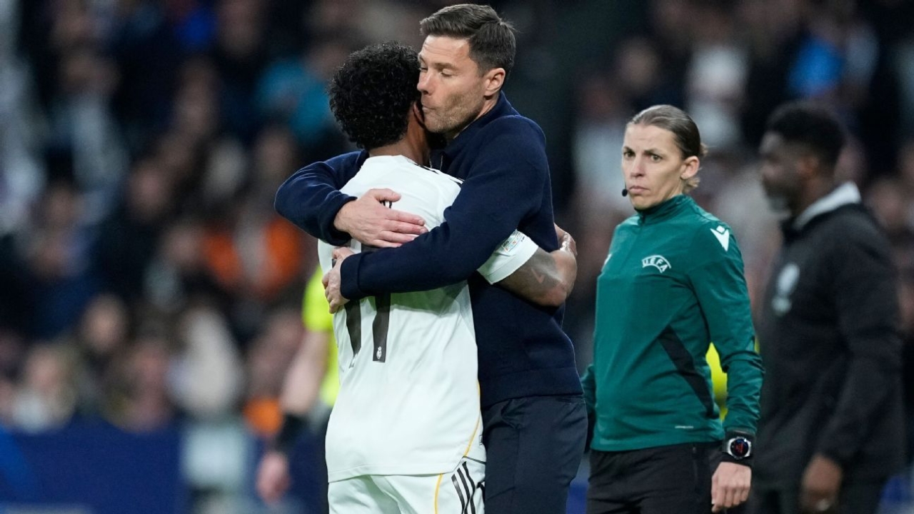 Rodrygo: Xabi Alonso hug was to show Real Madrid 'unity' 1