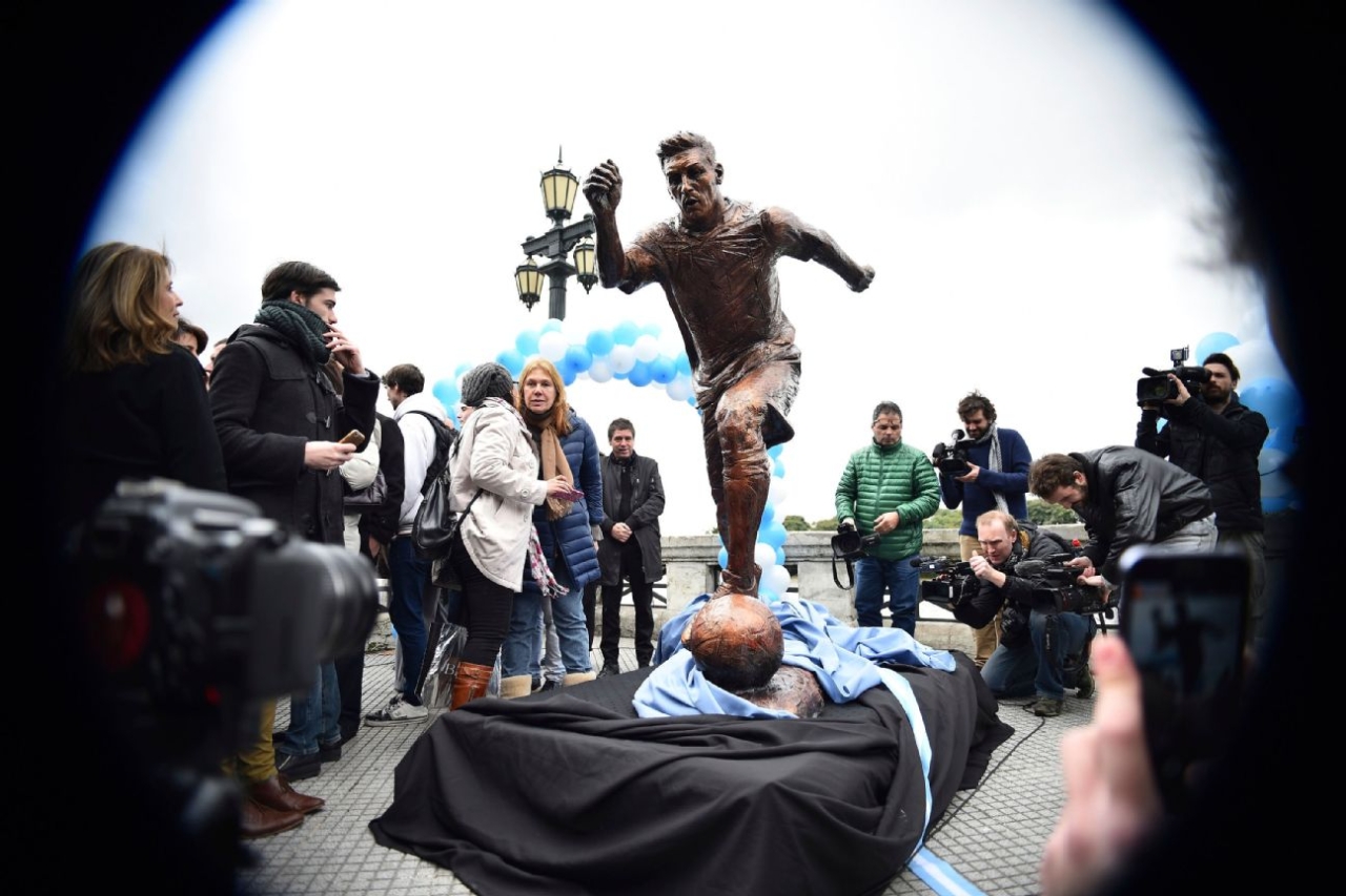 Soccer statues: Messi, Ronaldo, Beckham among best and worst tributes 4