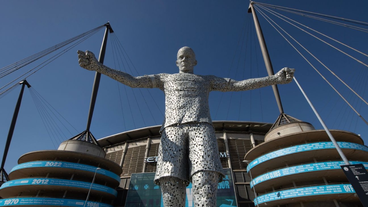 Soccer statues: Messi, Ronaldo, Beckham among best and worst tributes 9