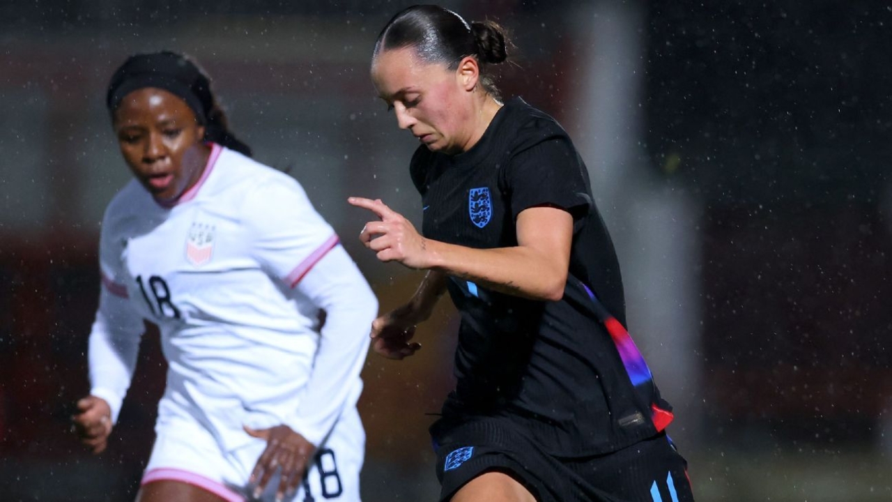 Sources: Denver to sign Oke for NWSL record fee for American 1