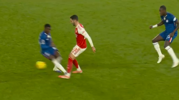 VAR Review: Caicedo red card vs. Arsenal, Mateta's penalty retake 3