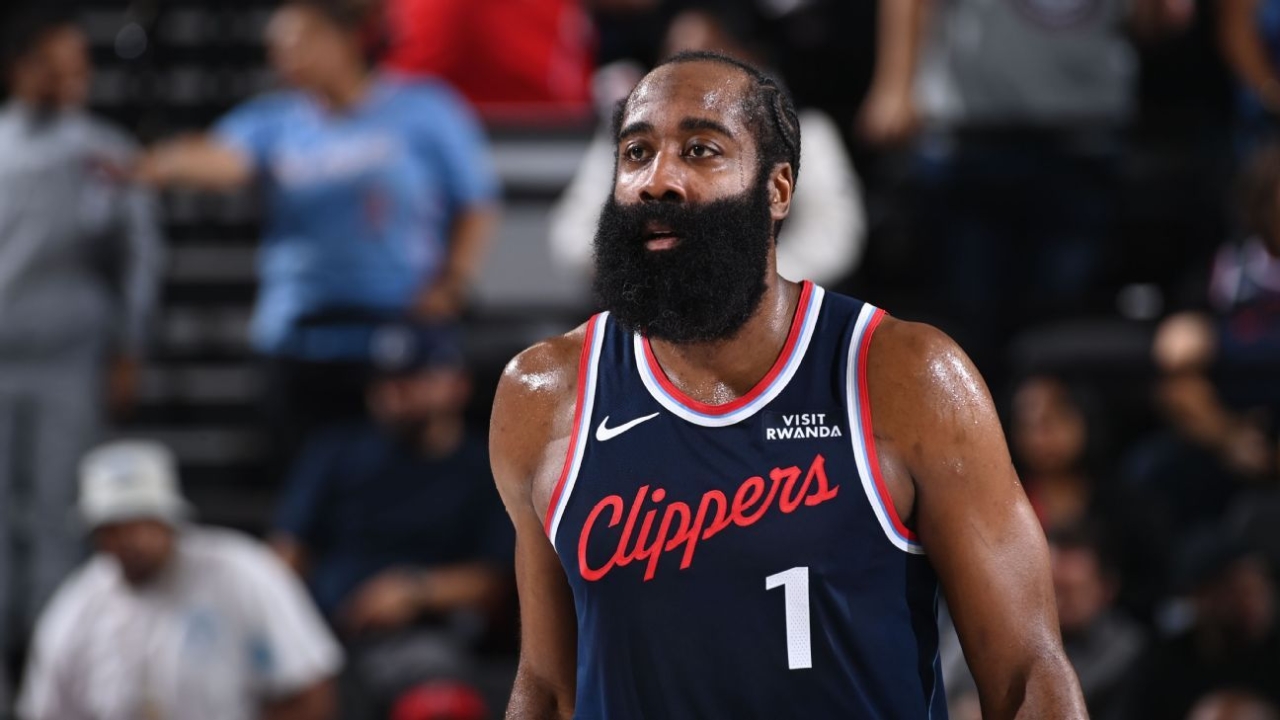 James Harden out for Clippers vs. Warriors with shoulder issue 1