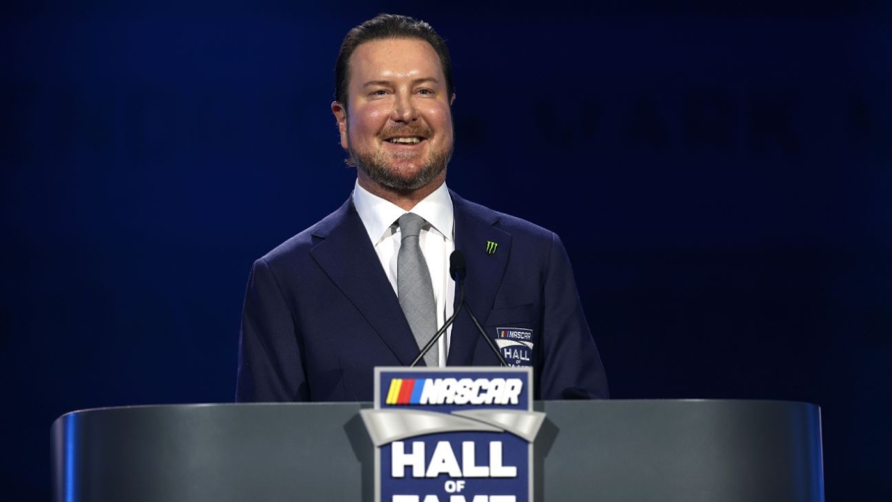 Kurt Busch, Harry Gant, and Ray Hendrick inducted into NASCAR Hall of Fame 1