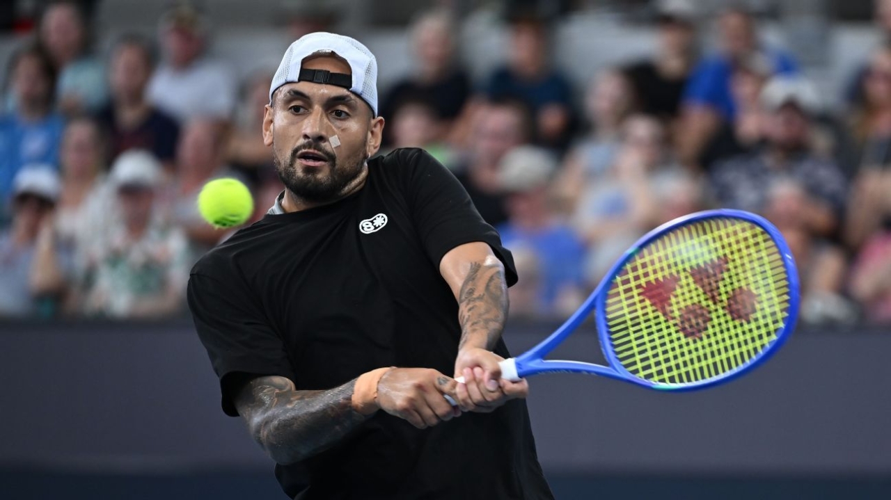 Gone in 66 minutes: Kyrgios rolled in Brisbane comeback 1
