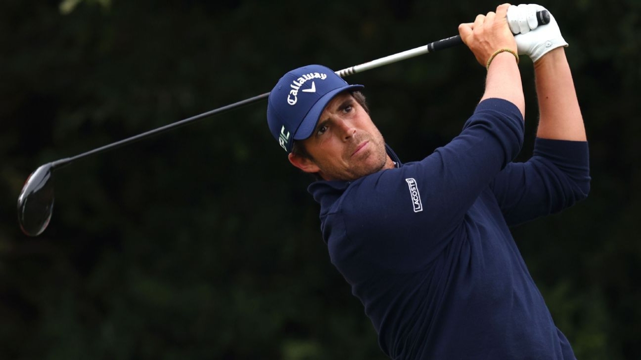 Rory McIlroy, Shane Lowry chasing Nacho Elvira in Dubai 1