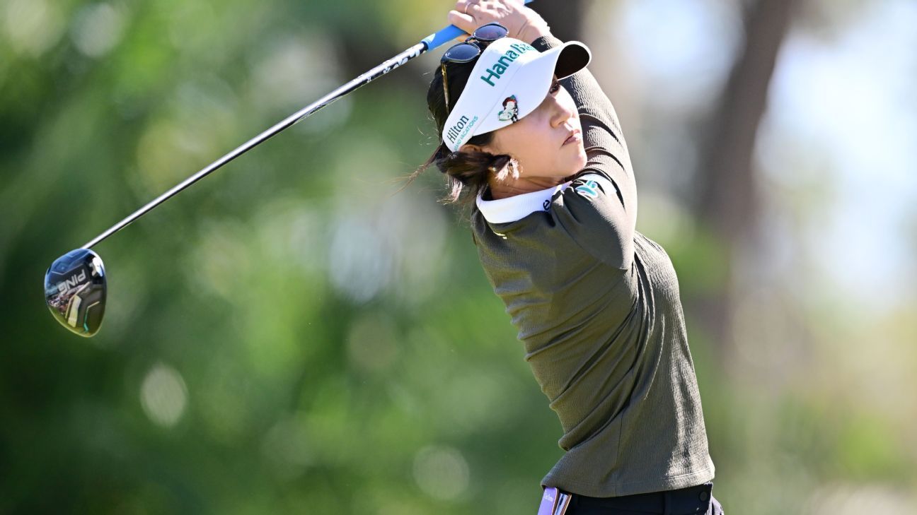 Lydia Ko and Lottie Woad tied for the lead in the opening event of the LPGA Tour. 1