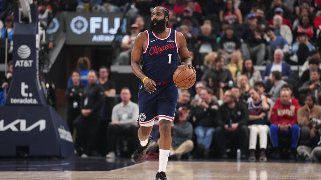 James Harden passes Shaquille O'Neal for 9th on scoring list 1