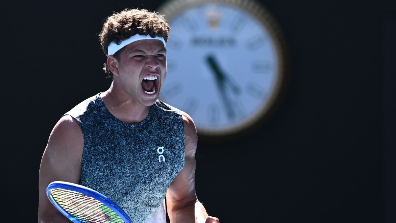 Ben Shelton tops Ugo Humbert in early Australian Open test 1