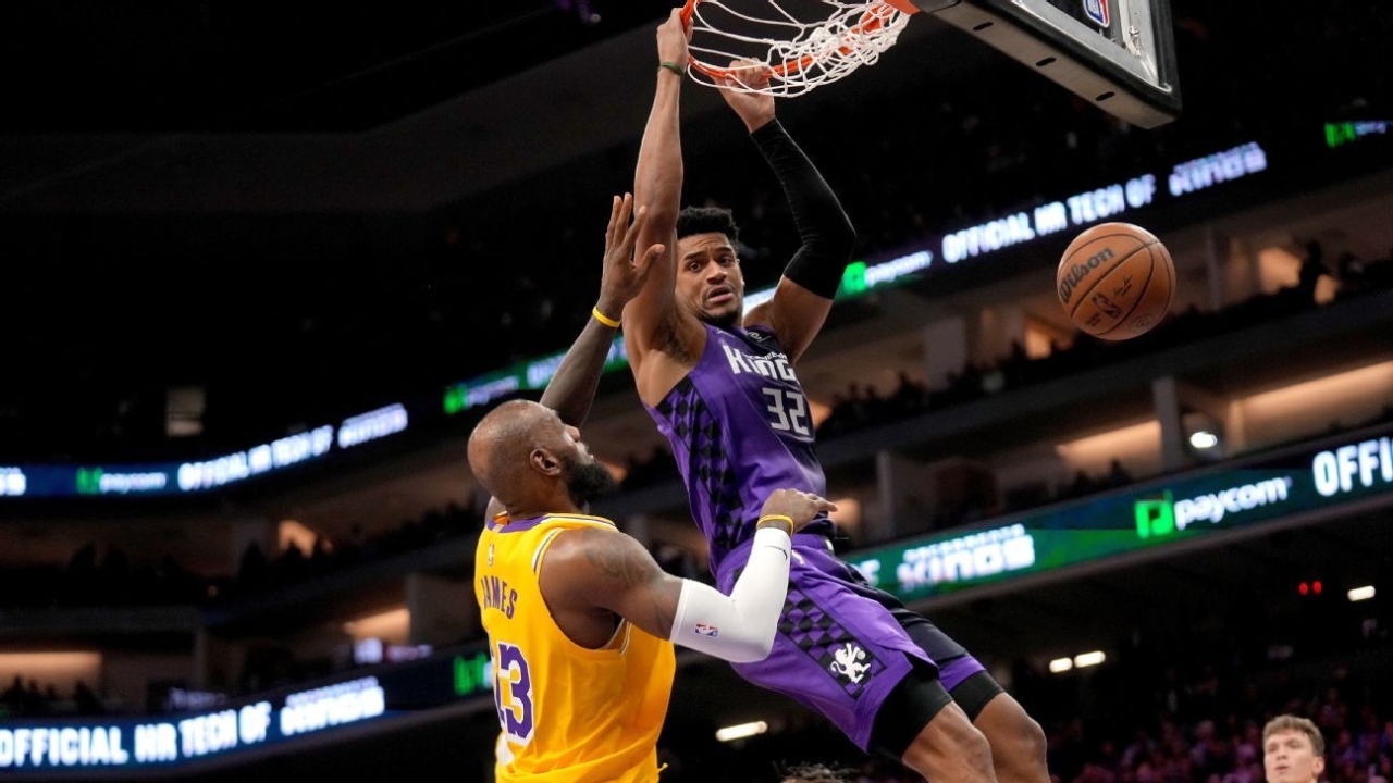 Lakers let down by shooting, defense in loss to lowly Kings 1