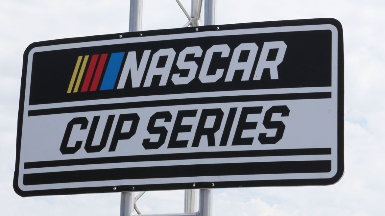 NASCAR restores 10-race 'Chase' championship format 1