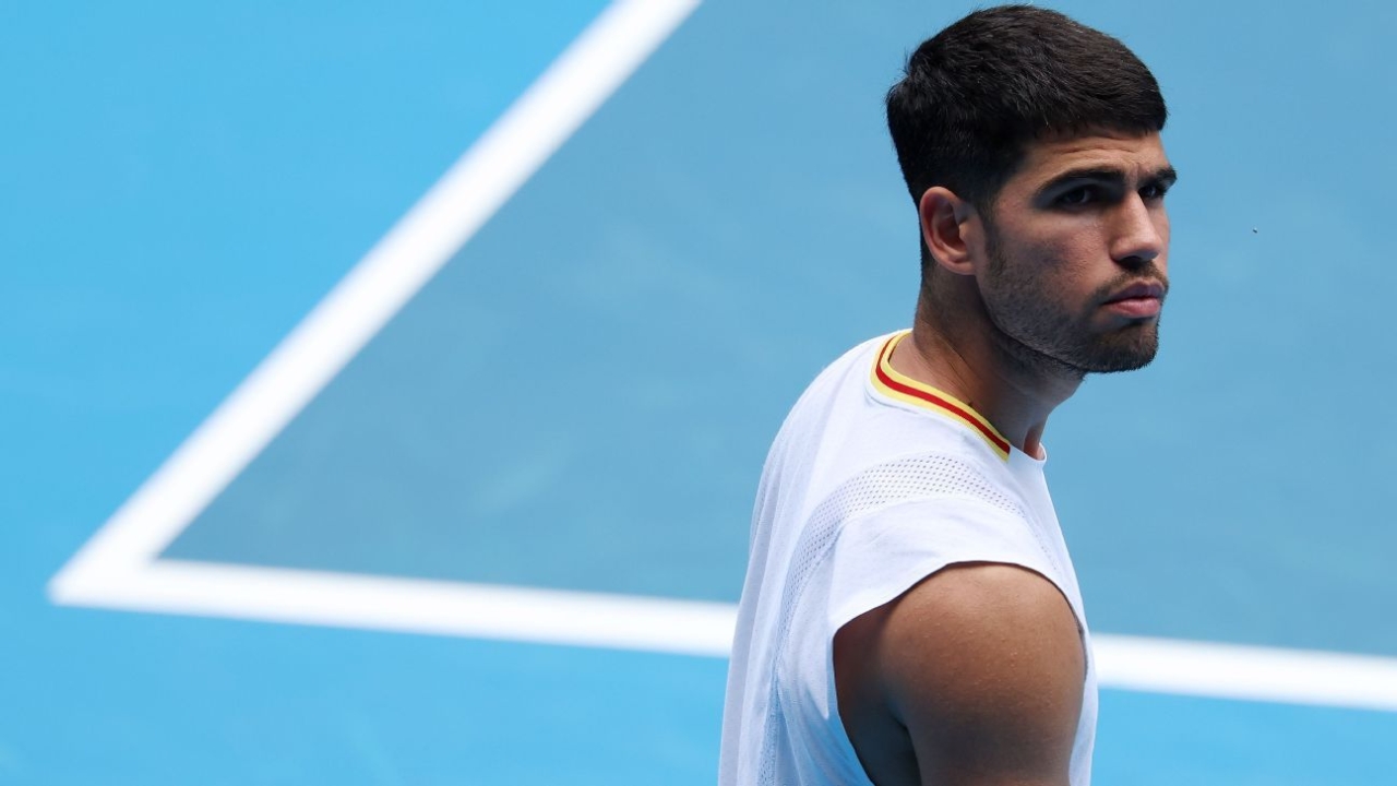 Carlos Alcaraz, Aryna Sabalenka top seeds at Australian Open 1