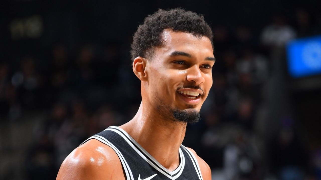 Spurs star center Victor Wembanyama out vs. Trail Blazers 1